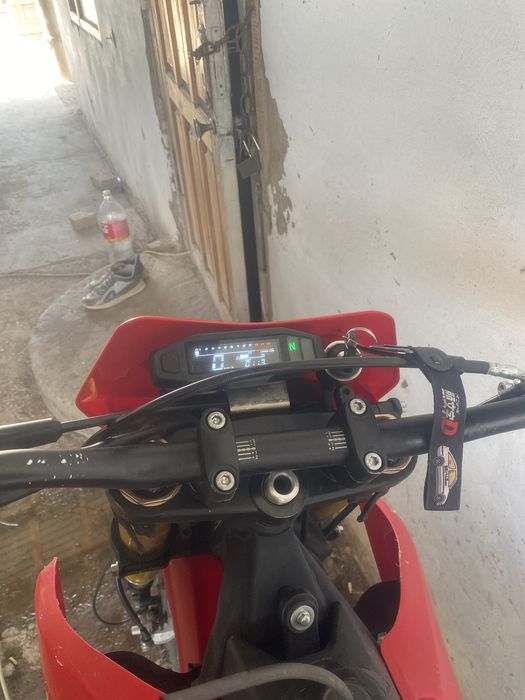 ЭНДУРО ULAR F7 240 куб