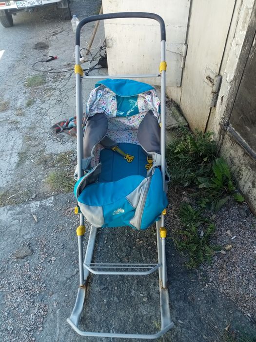 Продам санки коляска