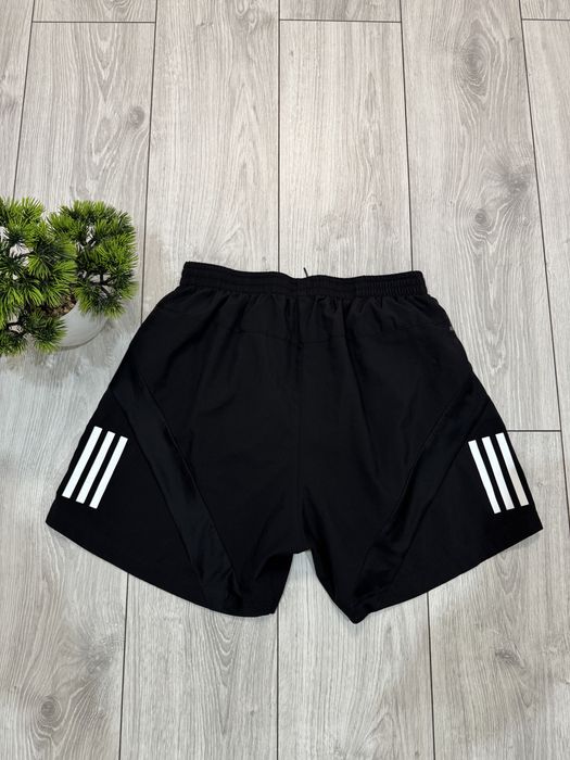 Adidas black training shorts – mărimea M