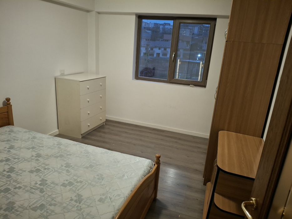 Inchiriere apartament cu 3 camere