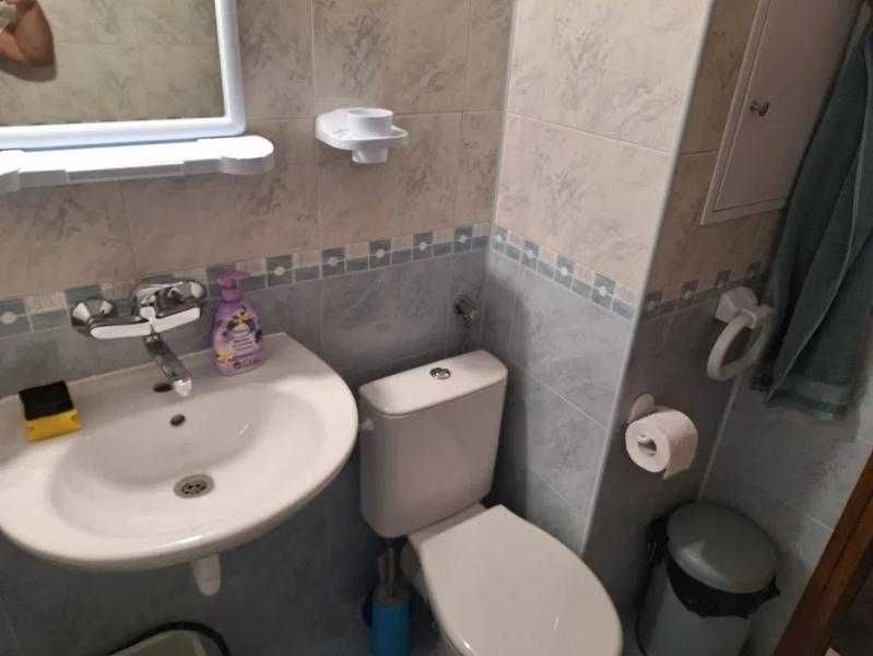 Дава се под наем Двустаен апартамент в Бургас, Славейков - 60 кв.м за 408 € - Снимка #6