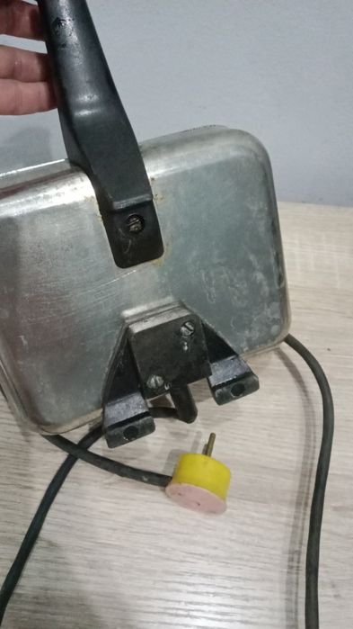 Вафельница советская продам