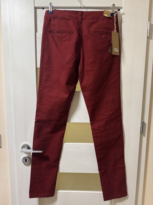 Нов панталон Leeyo