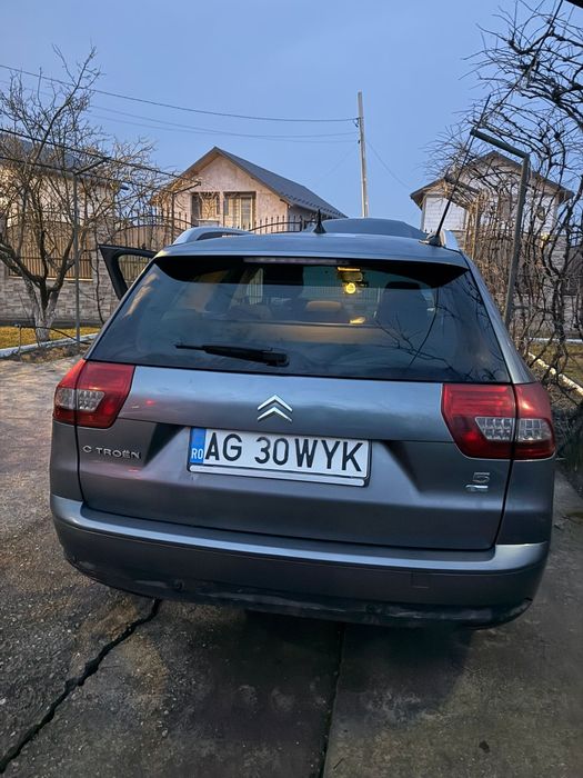 Vând auto Citroen C5