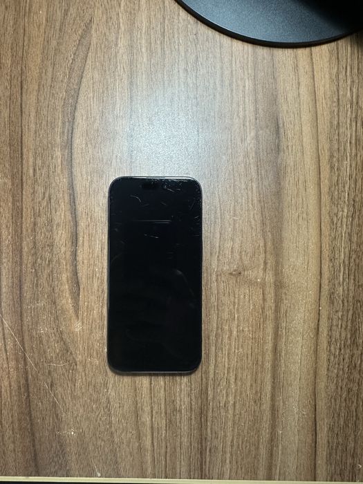 Iphone 15 pro 256 GB 87% baterie