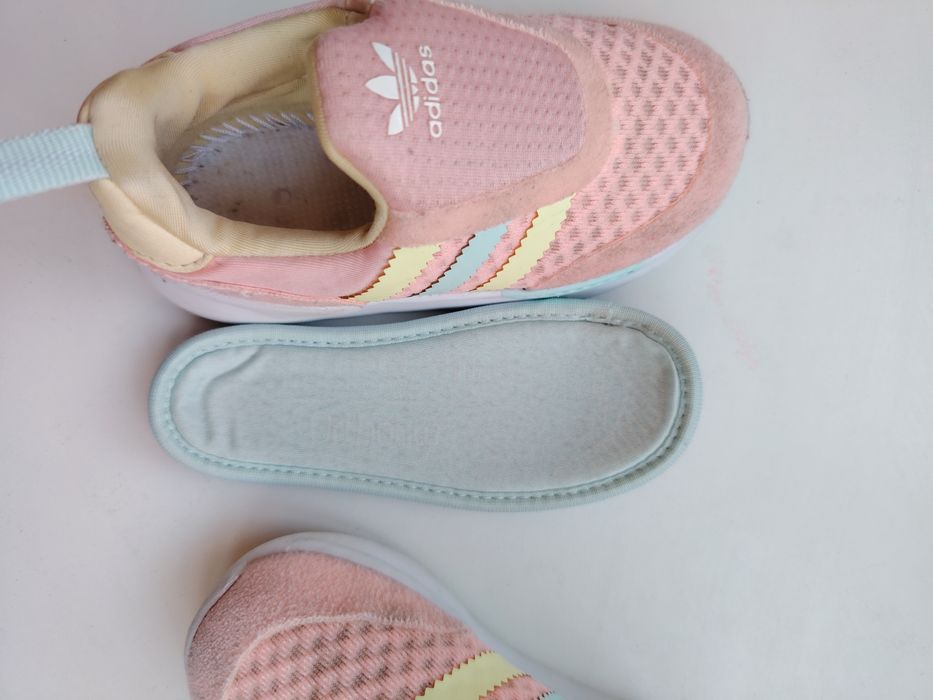 Детски маратонки Adidas 22 номер