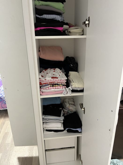 Продам шкаф угловой