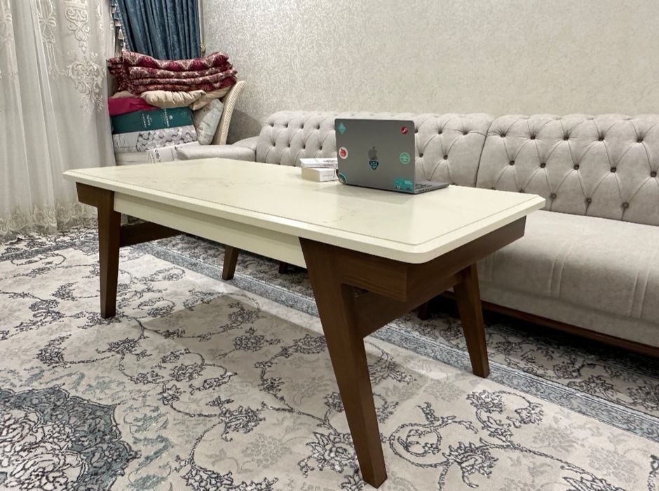 Журнальный столик для гостиной и офисной МДФ Jurnalniy Stol sifati