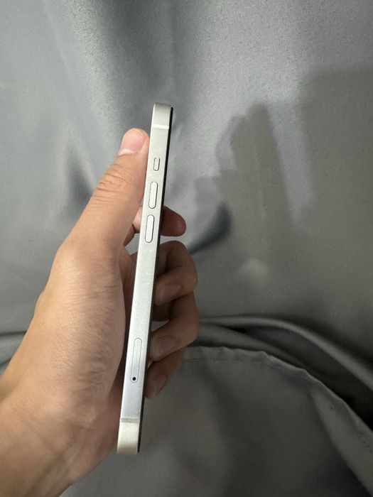 Продам айфон 13 Iphone 13