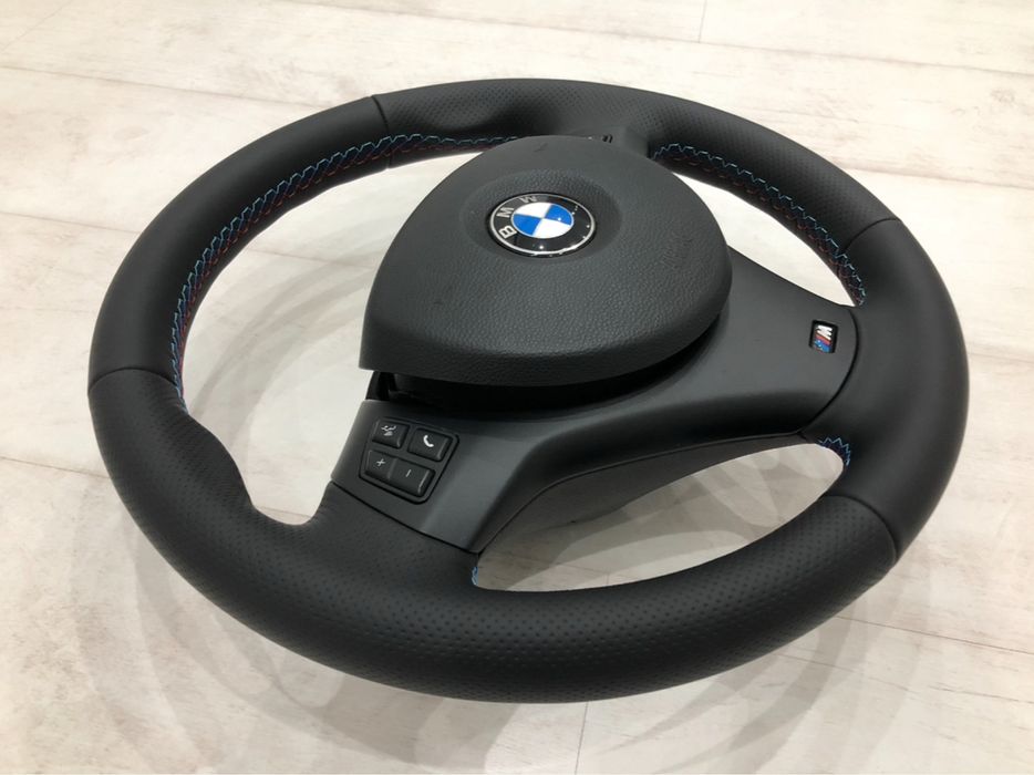 Volan BMW M paket seria 1 E87 E88 3 E90 E91 X1 E84 complet original