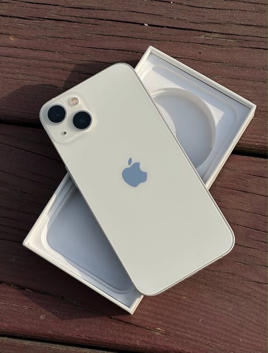Продается iPhone 13 в отличном состоянии
