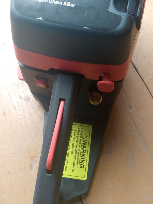 Продам бензопилу