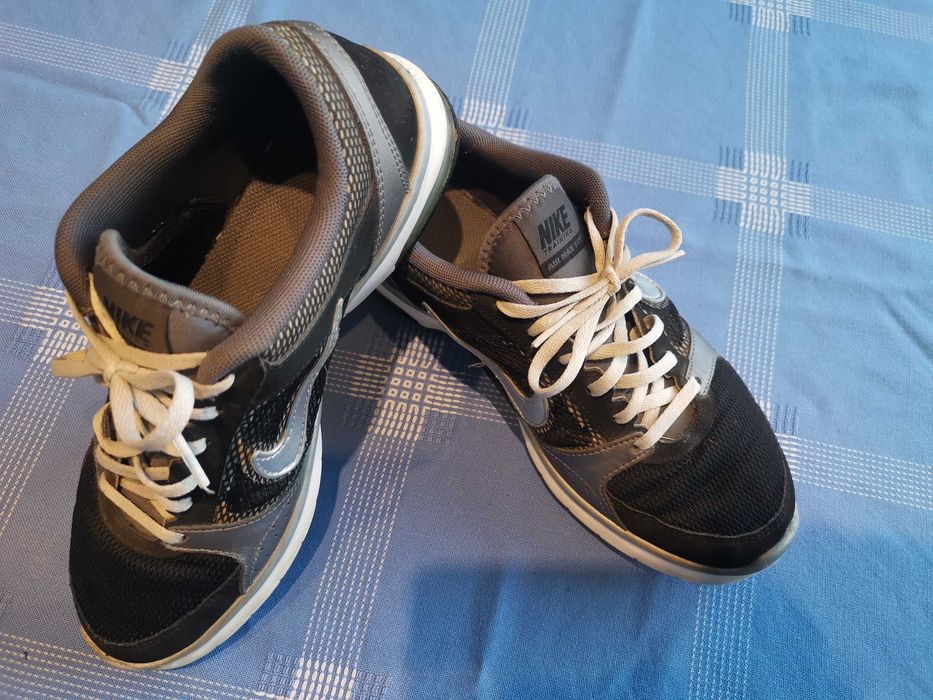 Adidas - Nike номер - 37,38,39 оригинални маратонки