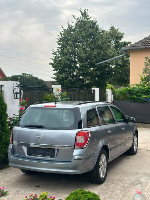 OPEL Astra 2009 — imagine 4