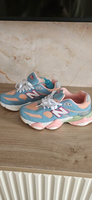 New Balance 9060 marimea 37
