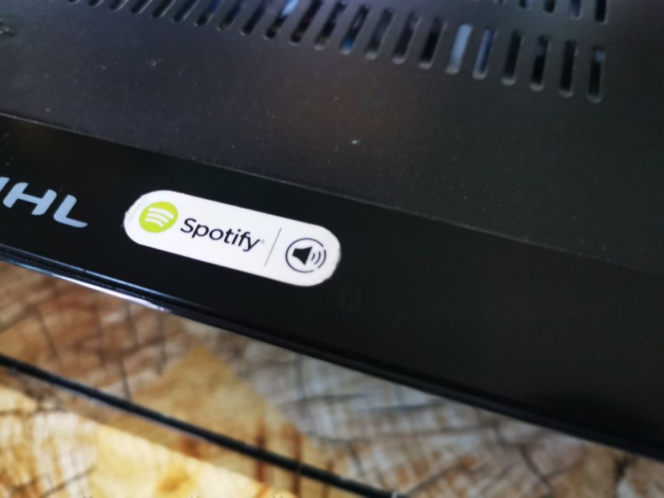 Усилвател Harman Kardon Avr 161S 5.1 Колони HKTS 16 HTFS 2