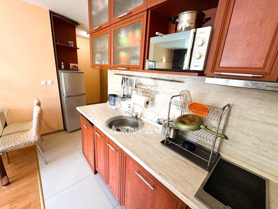 Продава се Едностаен апартамент в к.к. Слънчев бряг - 46 кв.м за 979 €/кв.м - Снимка #3