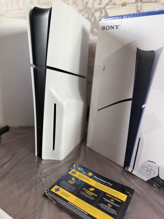 Продам новый Playstation 5slim box 1tb