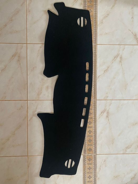 Накидка на  панель lexus GS 100