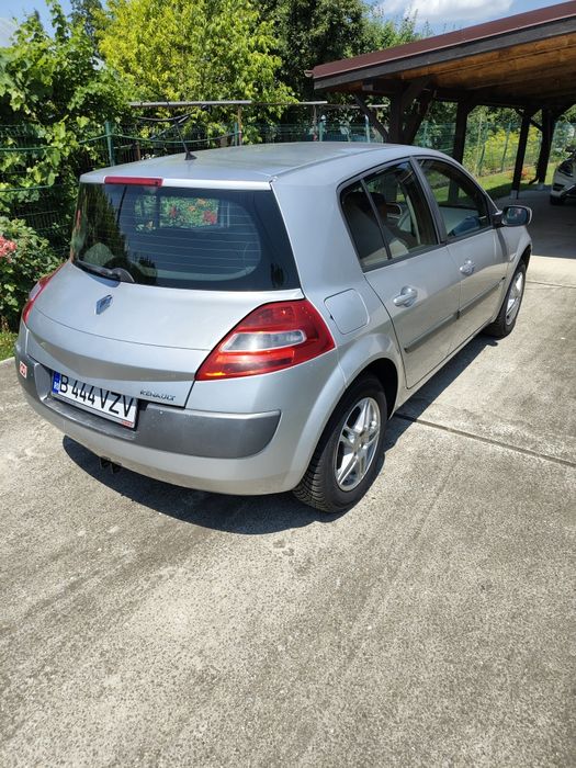 Megane 2 hatchback intretinut