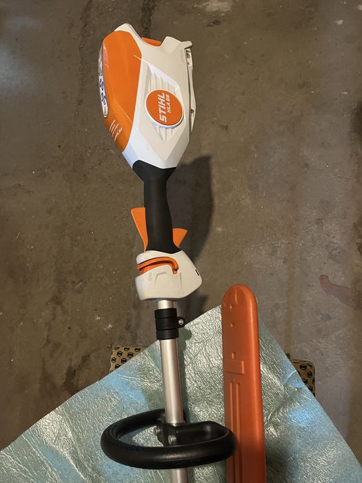 Motocositoare si Trimmer cu acumulator Stihl FSA135 ,HLA66