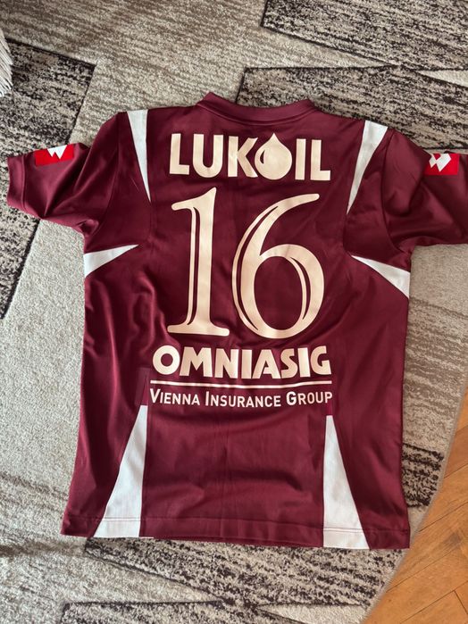 Schimb tricou Rapid colecție 2007-2008 Ov Herea cu tricou Dinamo