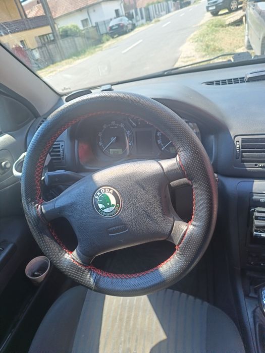 Skoda Octavia berlină