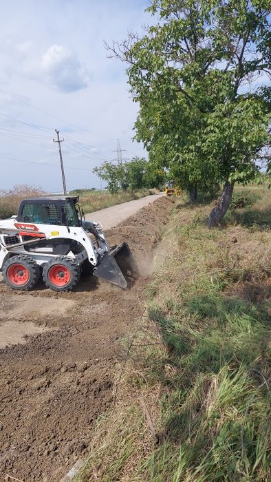 Amenajare teren cu buldoexcavator,  excavator si minincarcator
