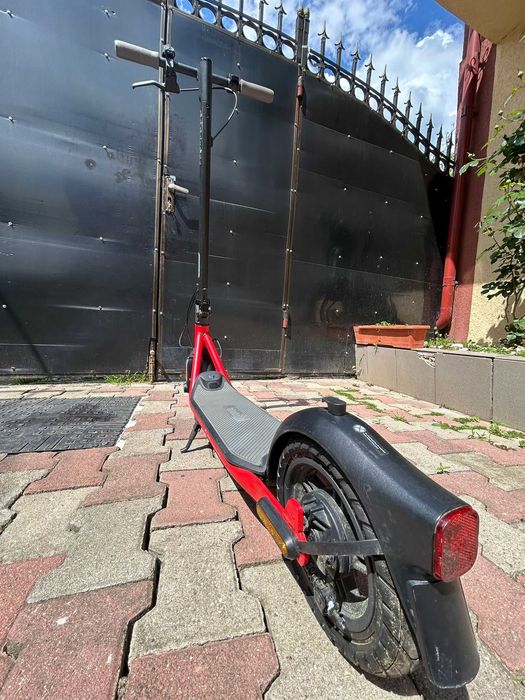 Vand Trotiteneta electrica Nineboot D28