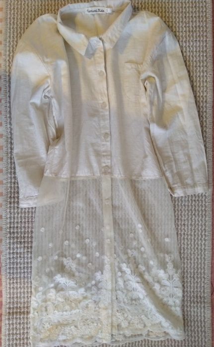 Детска дълга ризка с дантела