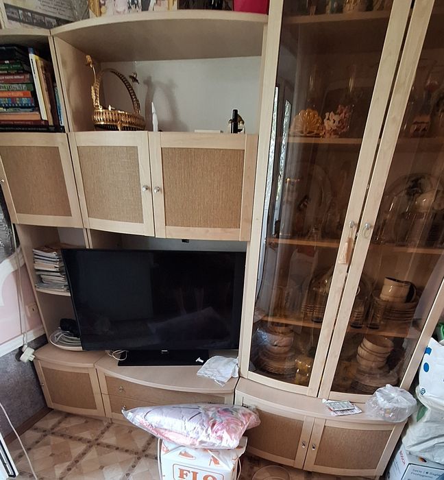 Продаётся стенка