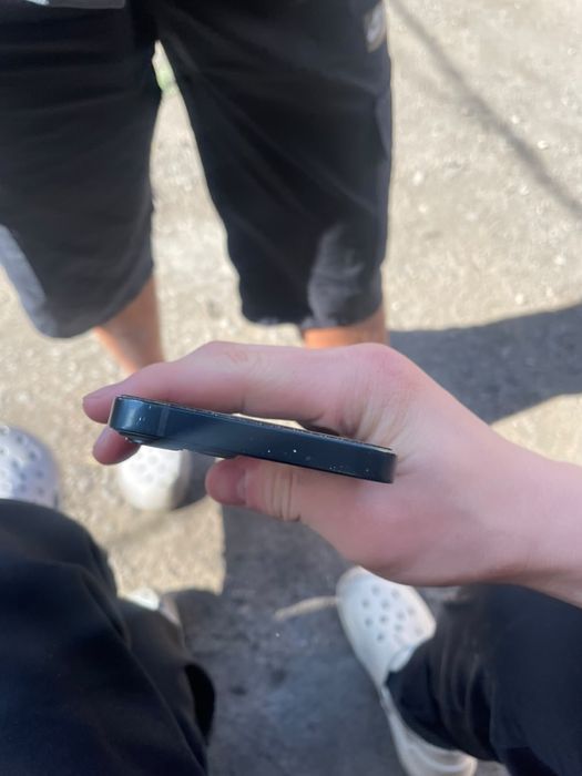 Iphone 13,бары нормально ыстеп тур