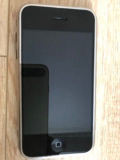 Продаем Айфон 1 поколения в рабочем и отличном состоянии