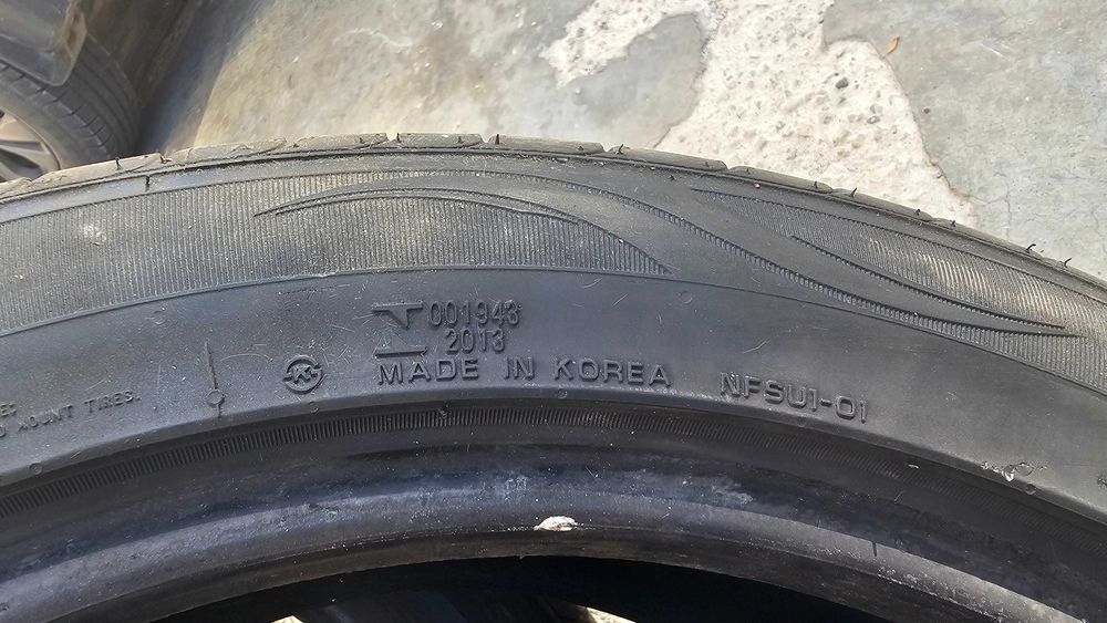 Летни гуми 245/45/19 в много добро състояние