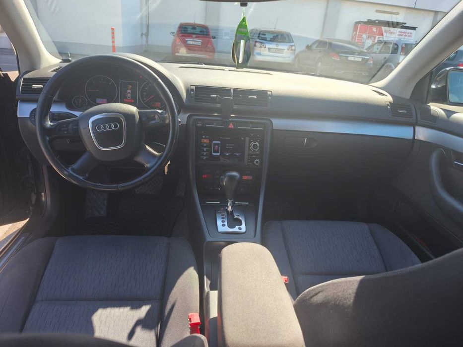 Vând Audi A4 cutie automata