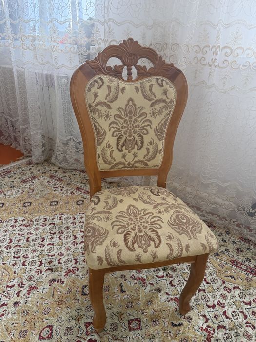 Стулья 16 штт королевскии