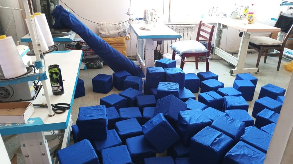 Сухой бассейн маты