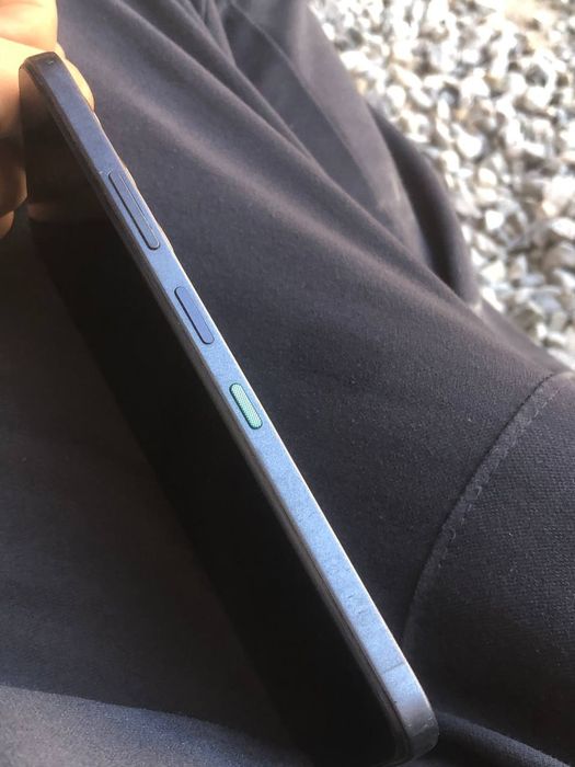 Infinix hot 60 i   ideal