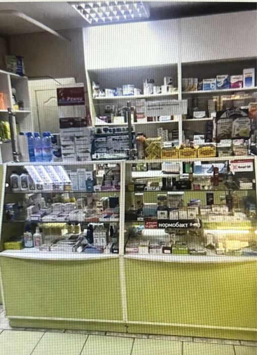 Продам мебель под аптеку