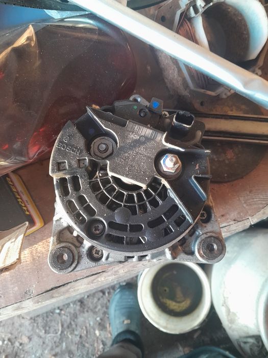 Запчасти рено сандеро