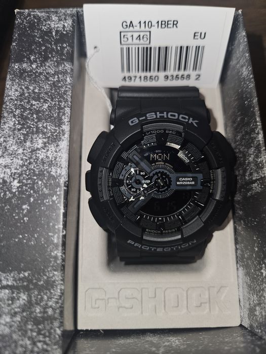 Vand Casio G Shock GA 110 1BER nou
