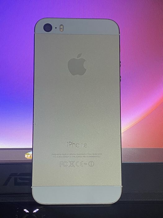 iPhone 5S 16ГБ в хорошем состоянии