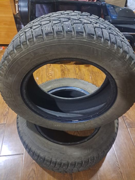 Продам шины зимние б/у