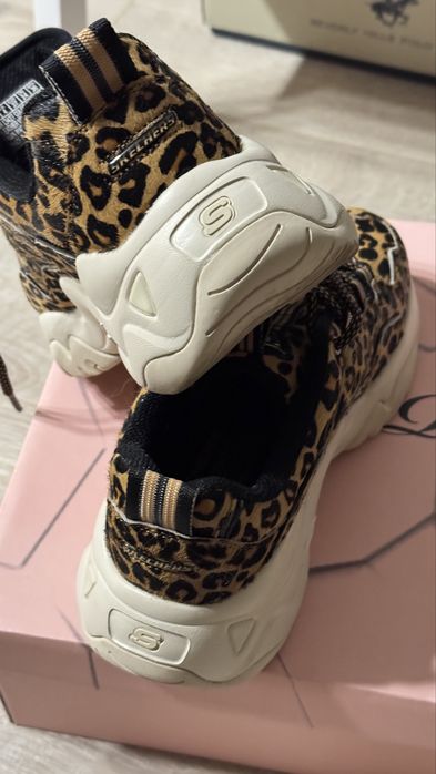 Маратонки с косъм