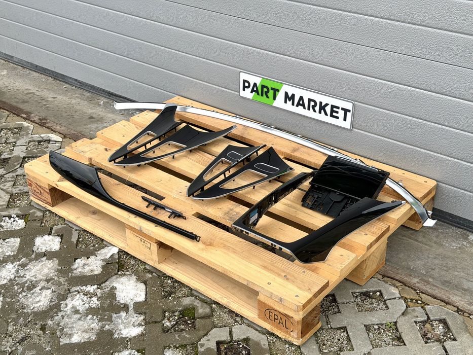 Комплект лайсни Черен Пиано лак AUDI A6 C7 4G ДЕСЕН ВОЛАН