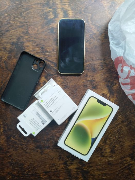 Продам iPhone 14