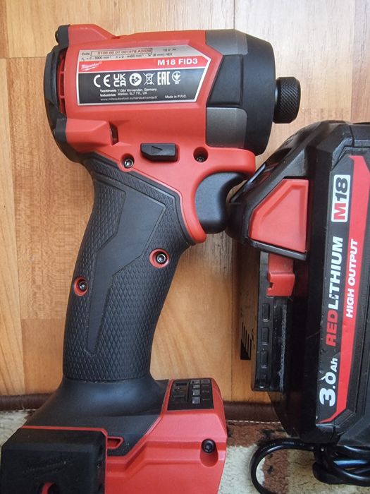 Autofiletanta Milwaukee Fid3