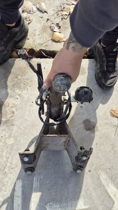 Оригинален Теглич за Опел Омега 97- 2002г