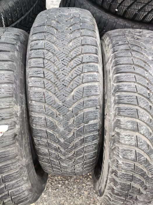 175/65/14 Michelin Alpin