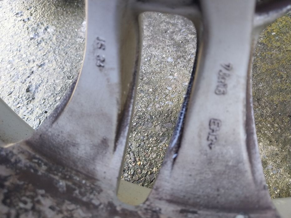 Оригинални Алуминиени джанти 16 Гуми Michelin Alpin 5 ET34 7J БМВ/BMW